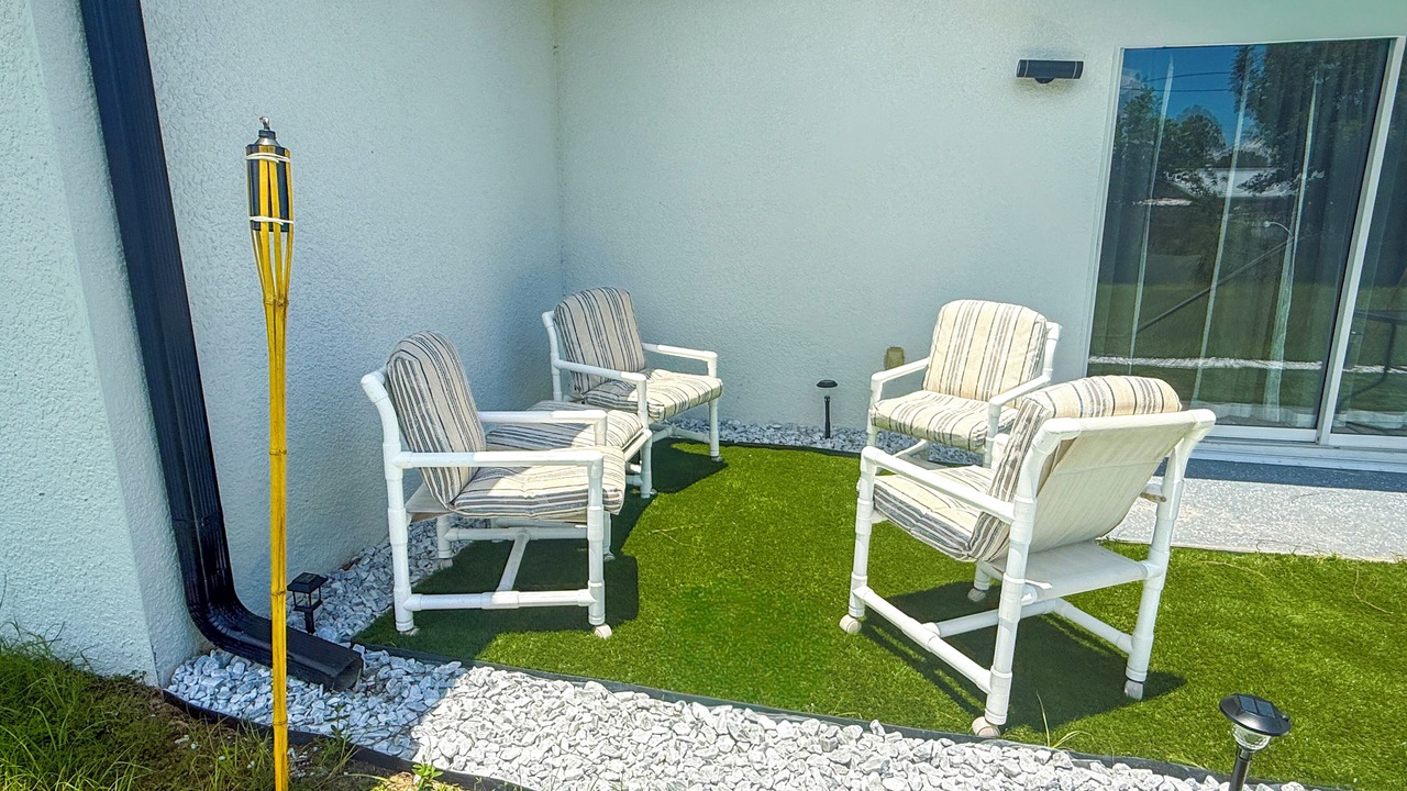 Photo of Patio Balcony in Gulf Cove