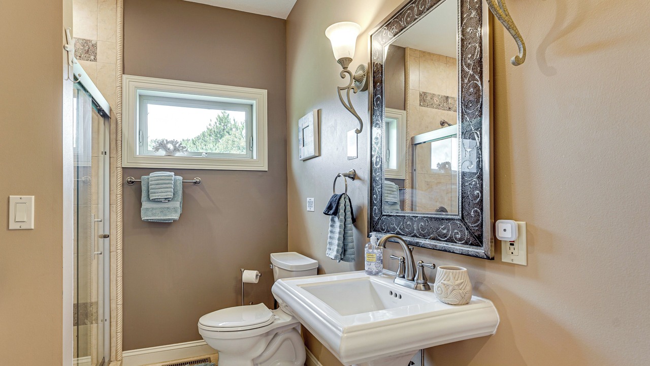 Photo of Bathroom in Turners