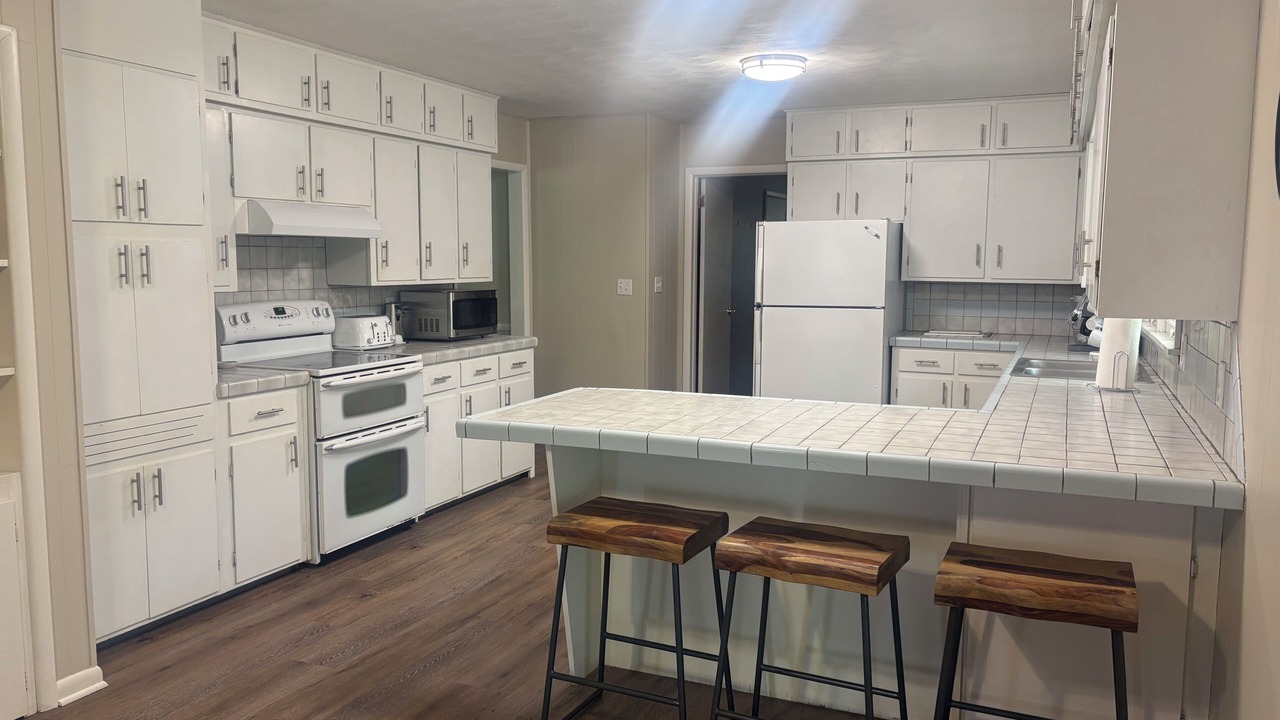 Photo of Kitchen in Brookline Station