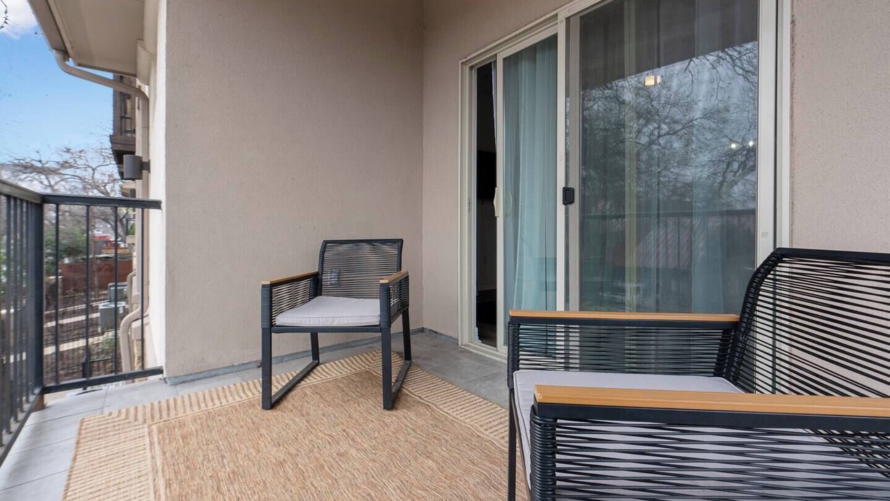 Photo of Patio Balcony in North University