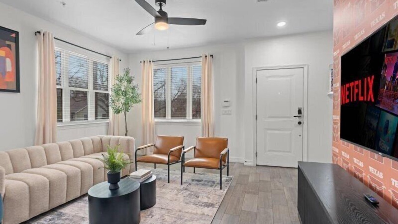 Photo of Bedroom in North University