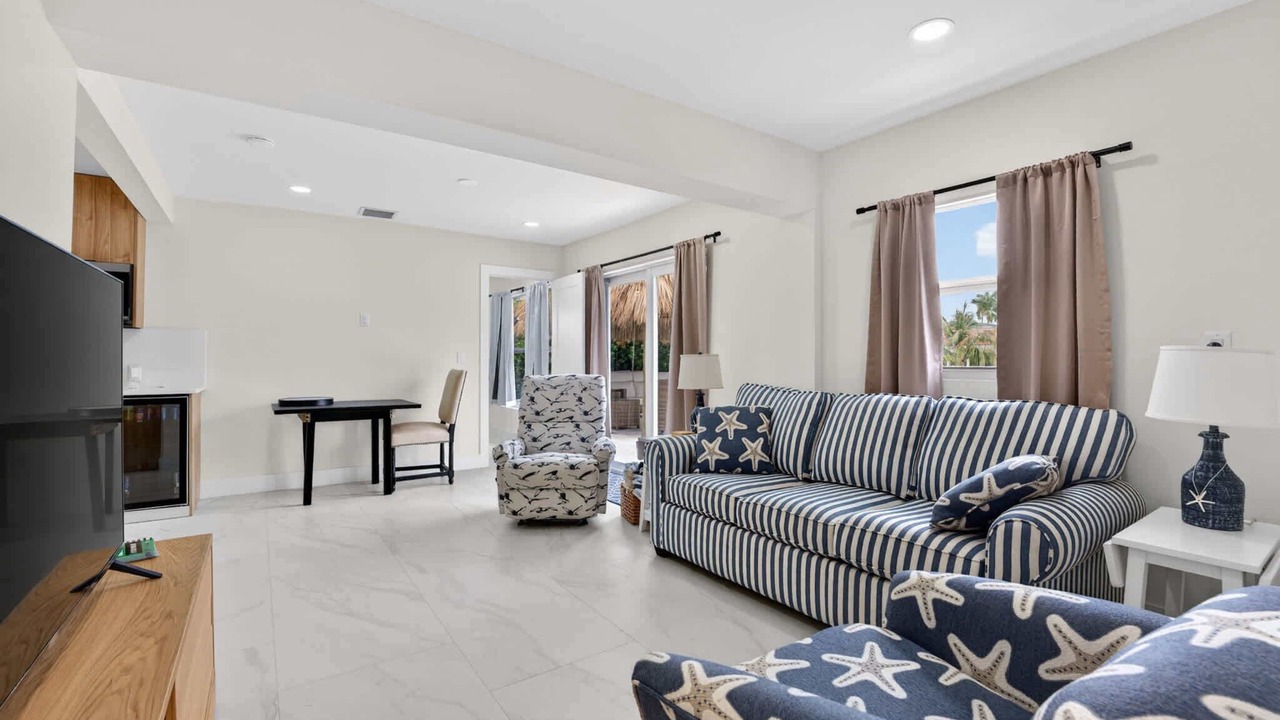 Photo of Bedroom in Garden Isles