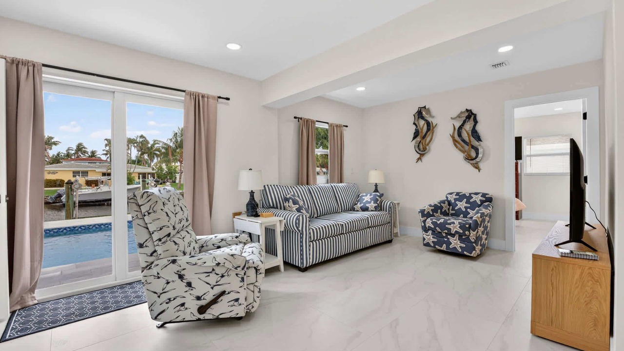 Photo of Bedroom in Garden Isles