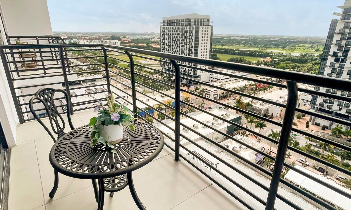 Photo of Patio Balcony in Doral