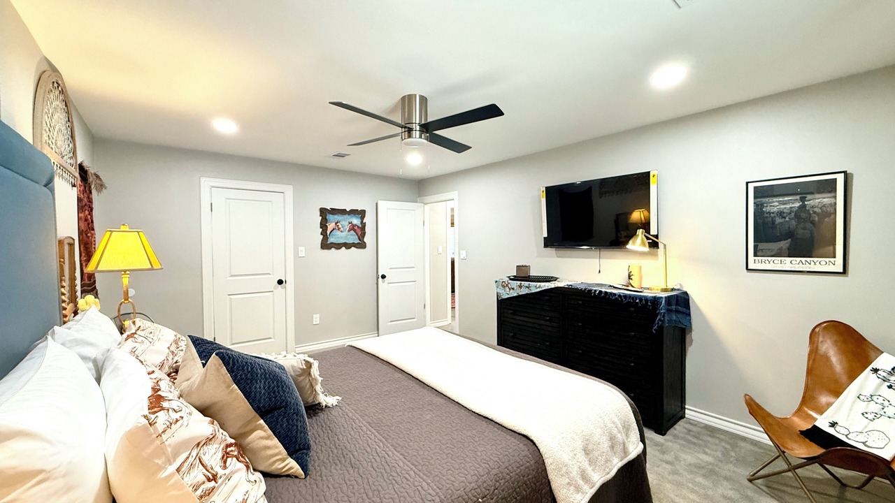 Photo of Bedroom in Midland