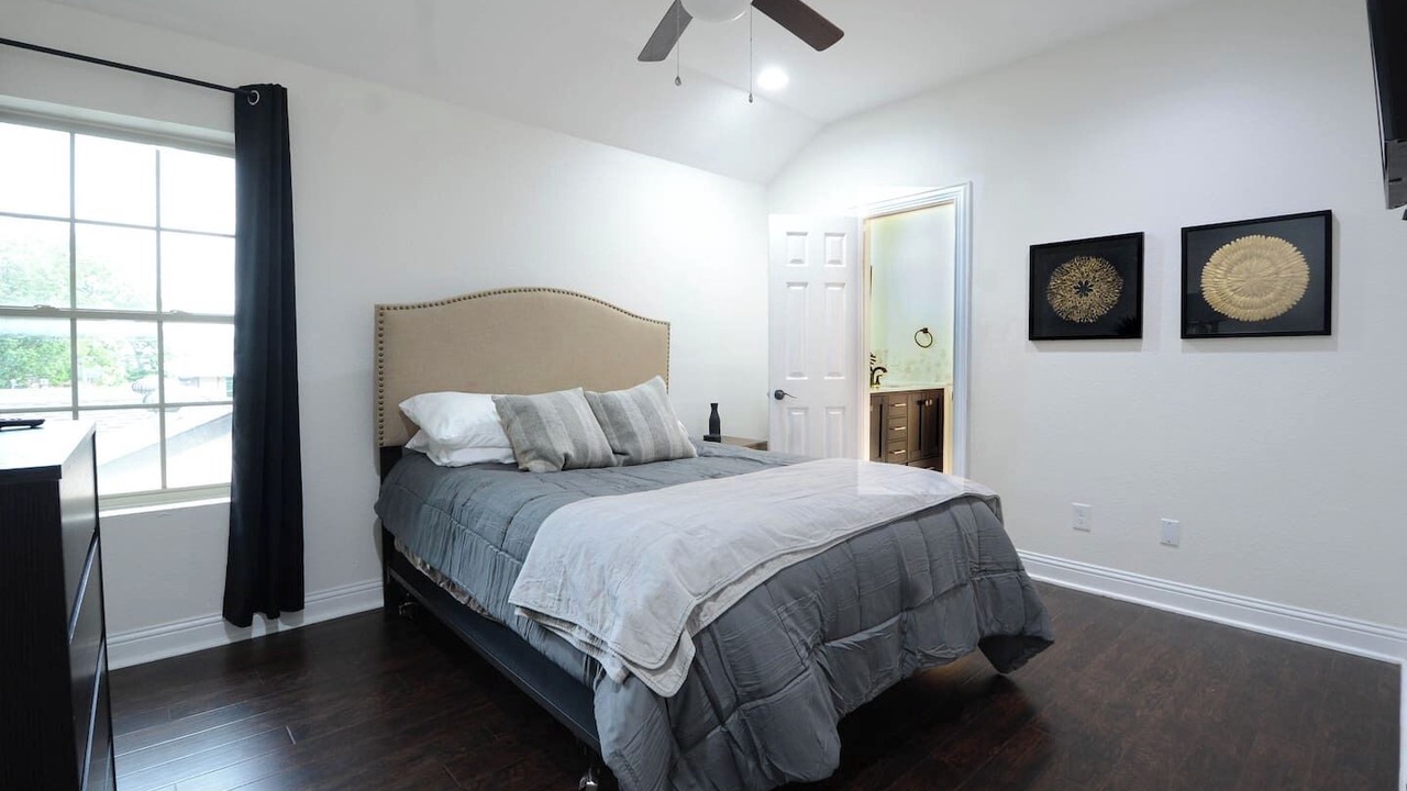 Photo of Bedroom in Irving