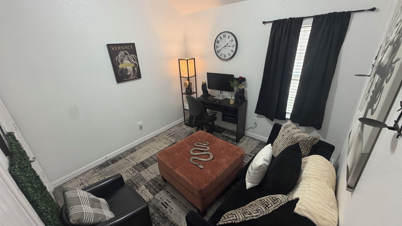 Photo of Livingroom in Dallas