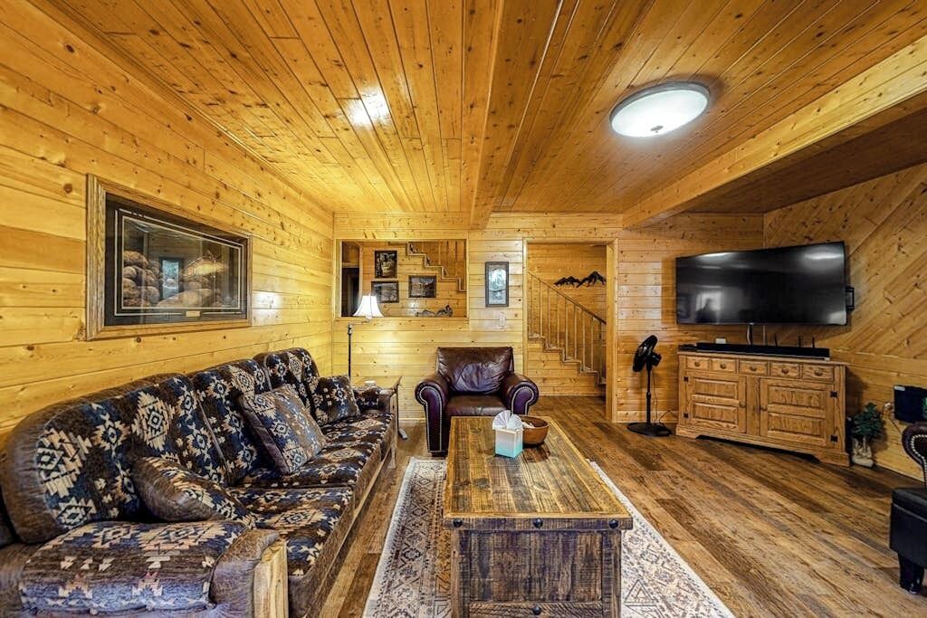 Photo of Livingroom in South Fork