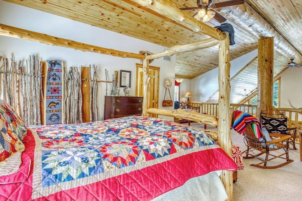 Photo of Bedroom in Columbine Lake