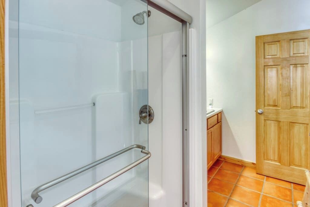 Photo of Bathroom in Columbine Lake
