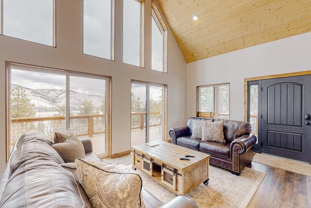 Photo of Livingroom in Bayfield