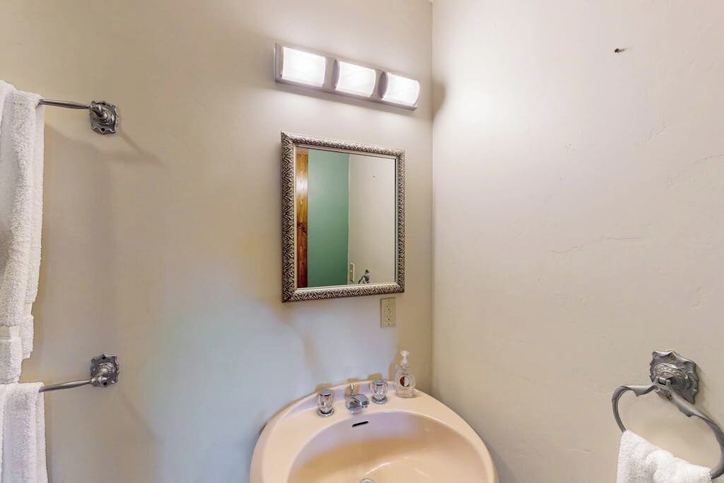 Photo of Bathroom in Del Norte