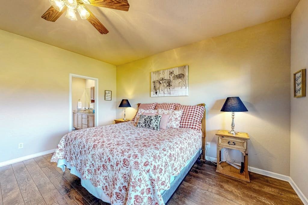 Photo of Bedroom in Pagosa Springs