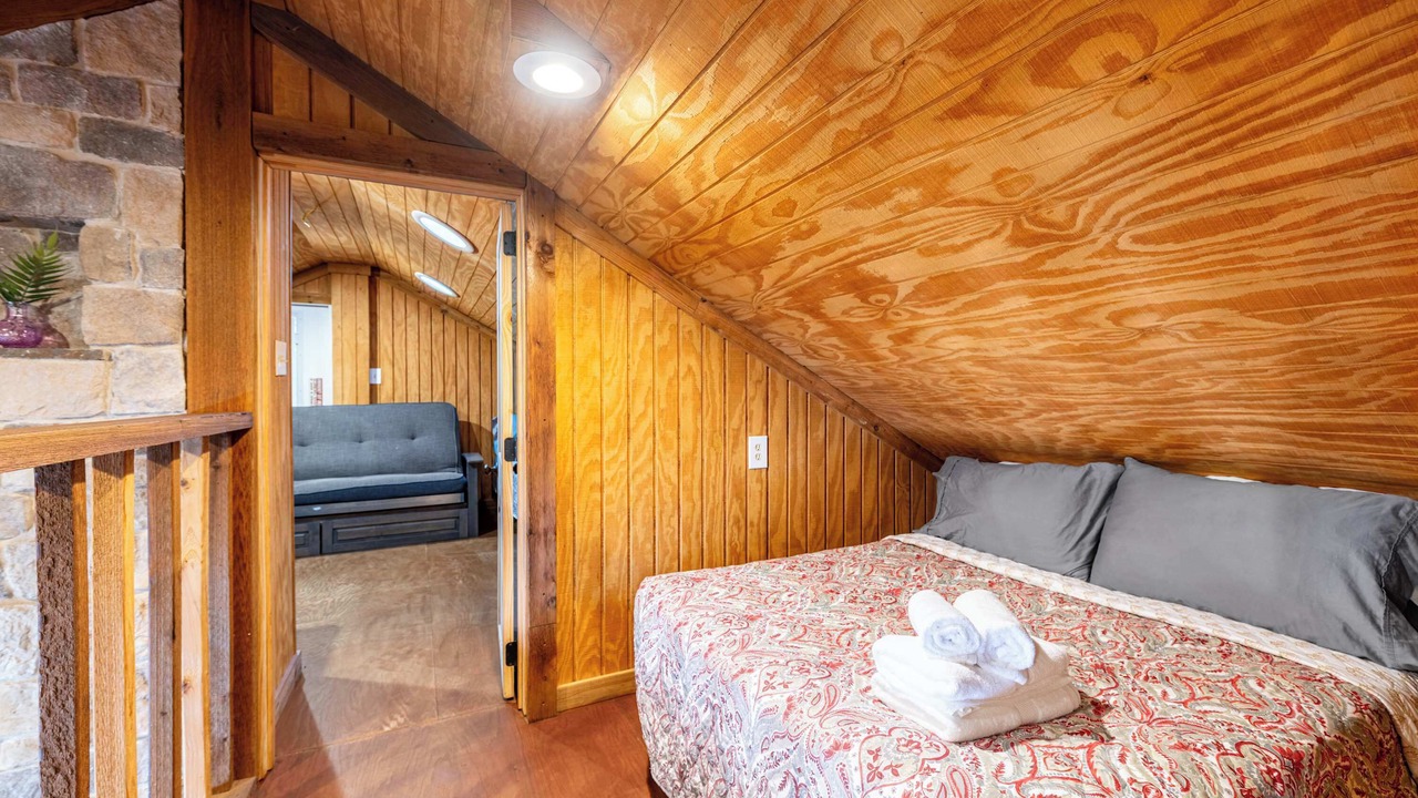 Photo of Bedroom in Gordonville