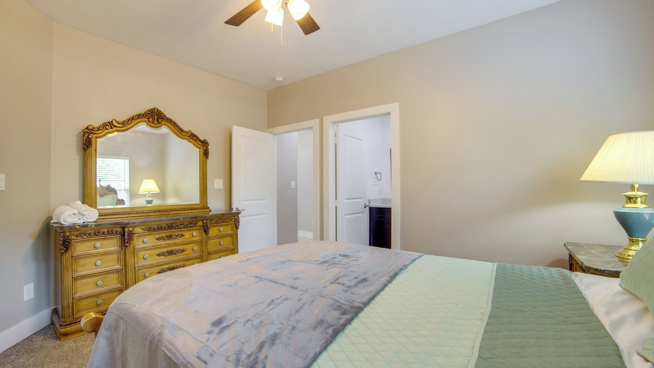 Photo of Bedroom in South Arlington