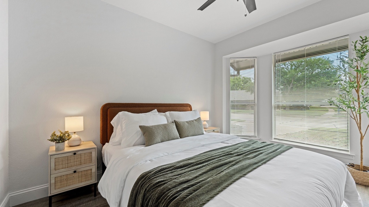 Photo of Bedroom in Euless
