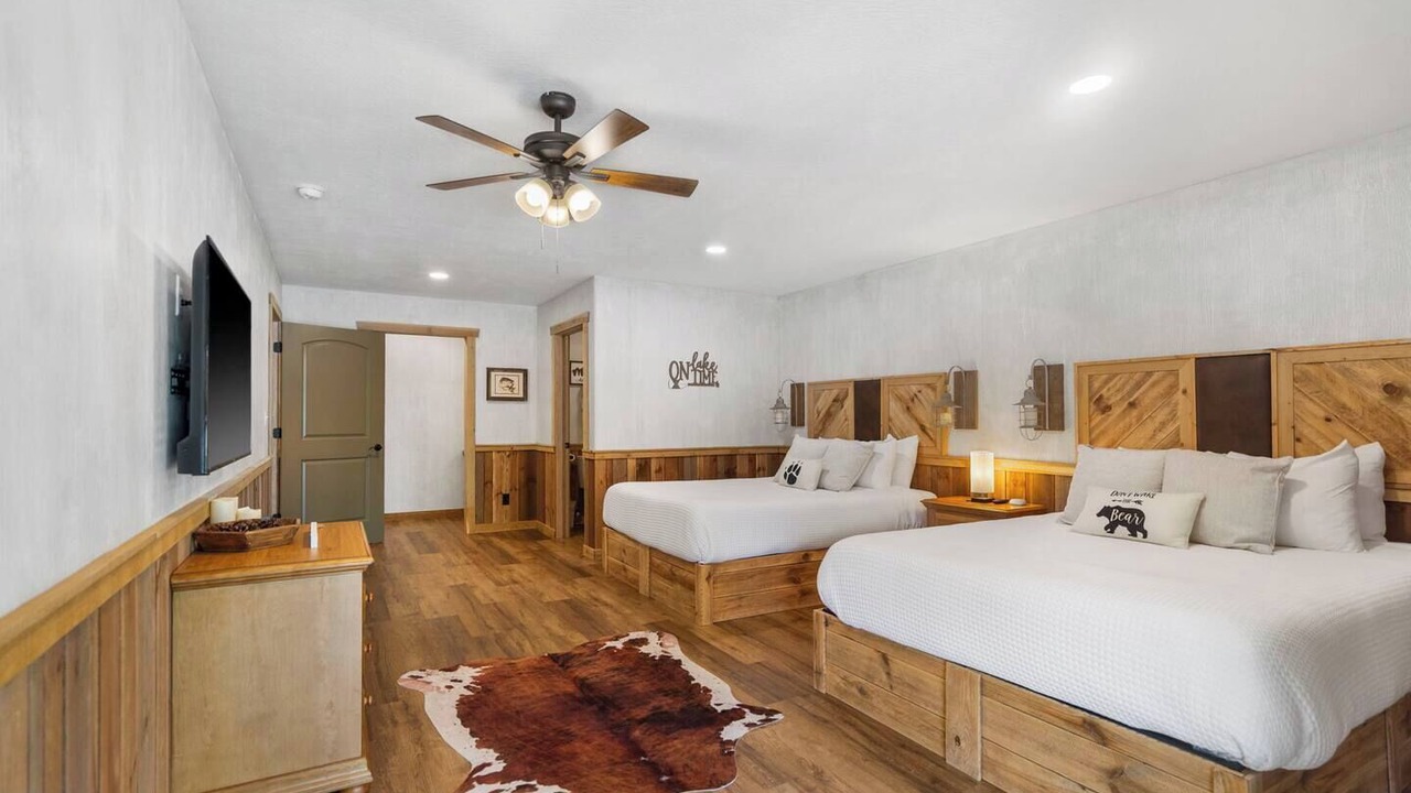 Photo of Bedroom in Branson