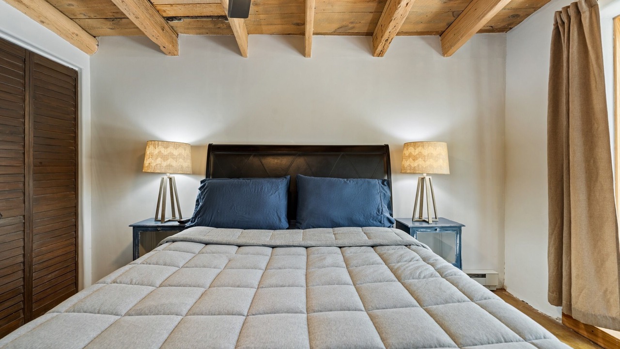 Photo of Bedroom in Canoncito