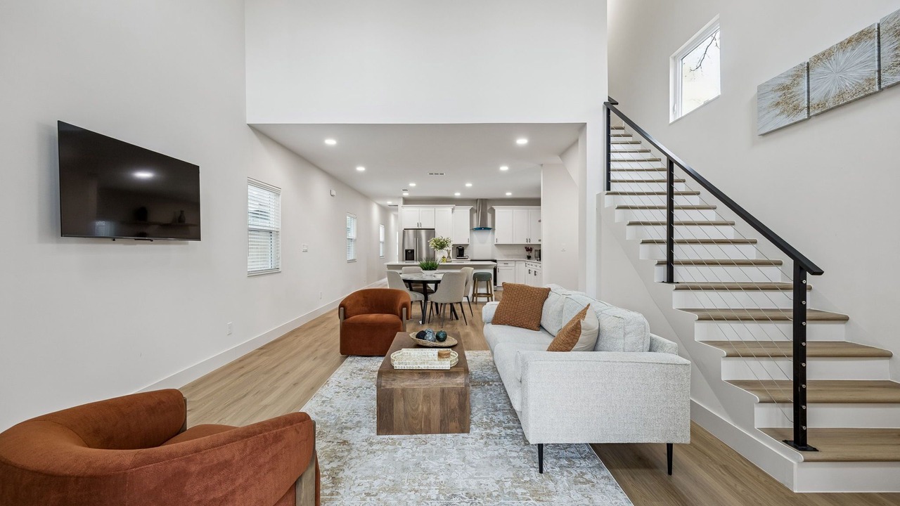 Photo of Livingroom in Cedar Crest