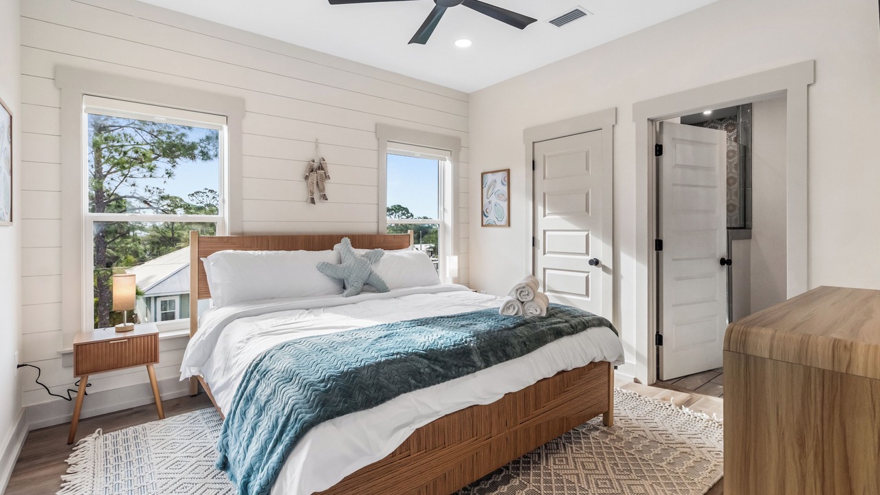 Photo of Bedroom in Indian Pass