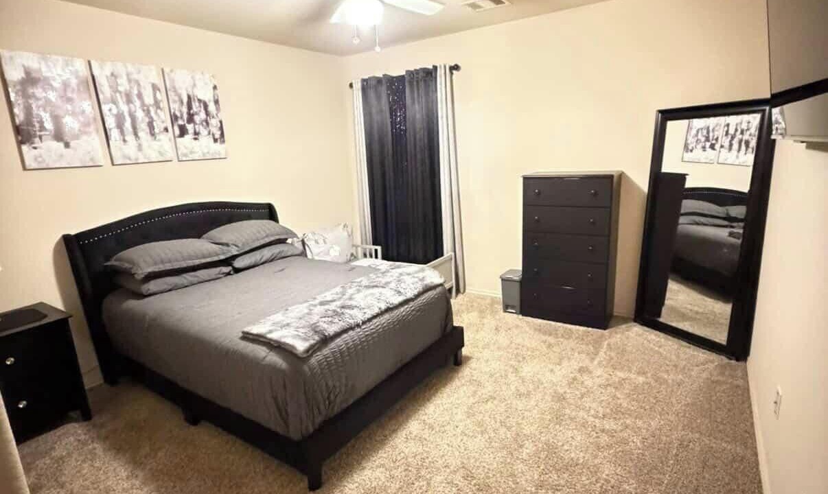Photo of Bedroom in Porter