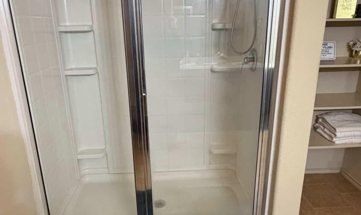 Photo of Bathroom in Porter