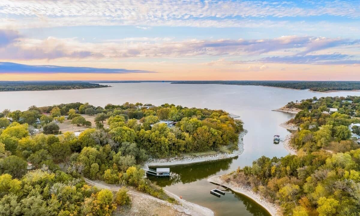 Photo of Outdoor in Lake Whitney