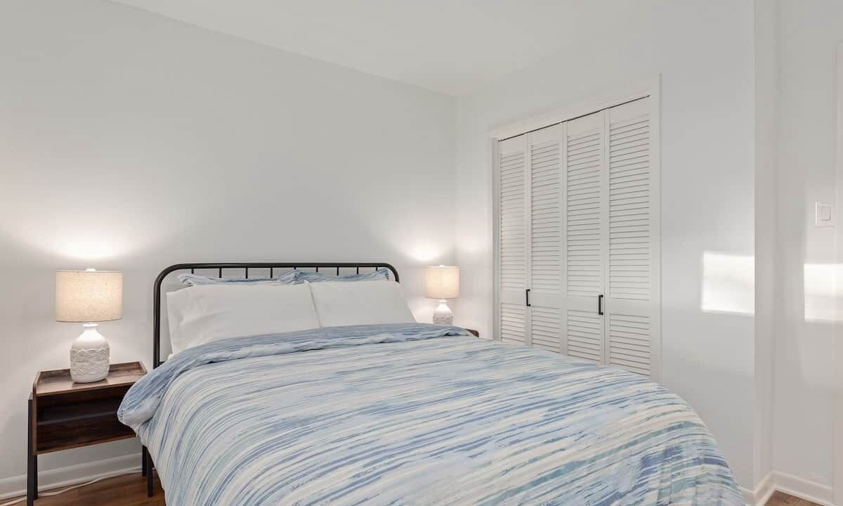 Photo of Bedroom in Lake Whitney