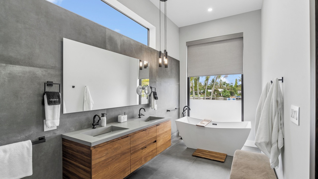 Photo of Bathroom in Bal Harbour