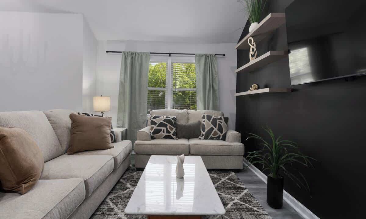 Photo of Livingroom in Grandview