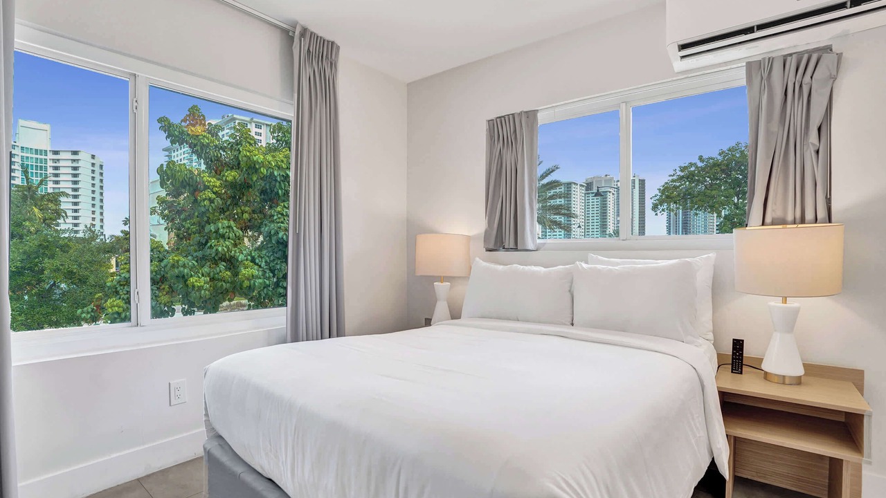 Photo of Bedroom in Galt Mile