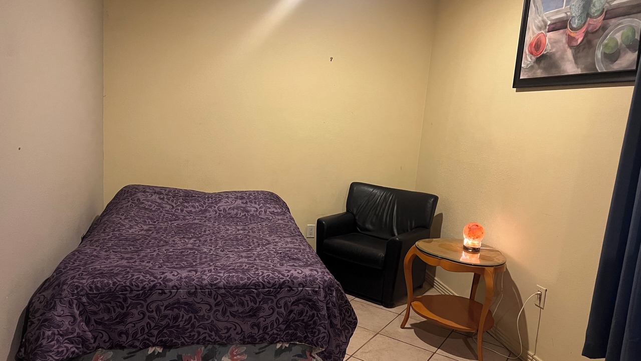 Photo of Bedroom in Central Arlington