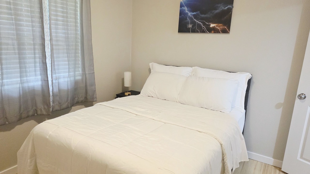 Photo of Bedroom in Lawrence