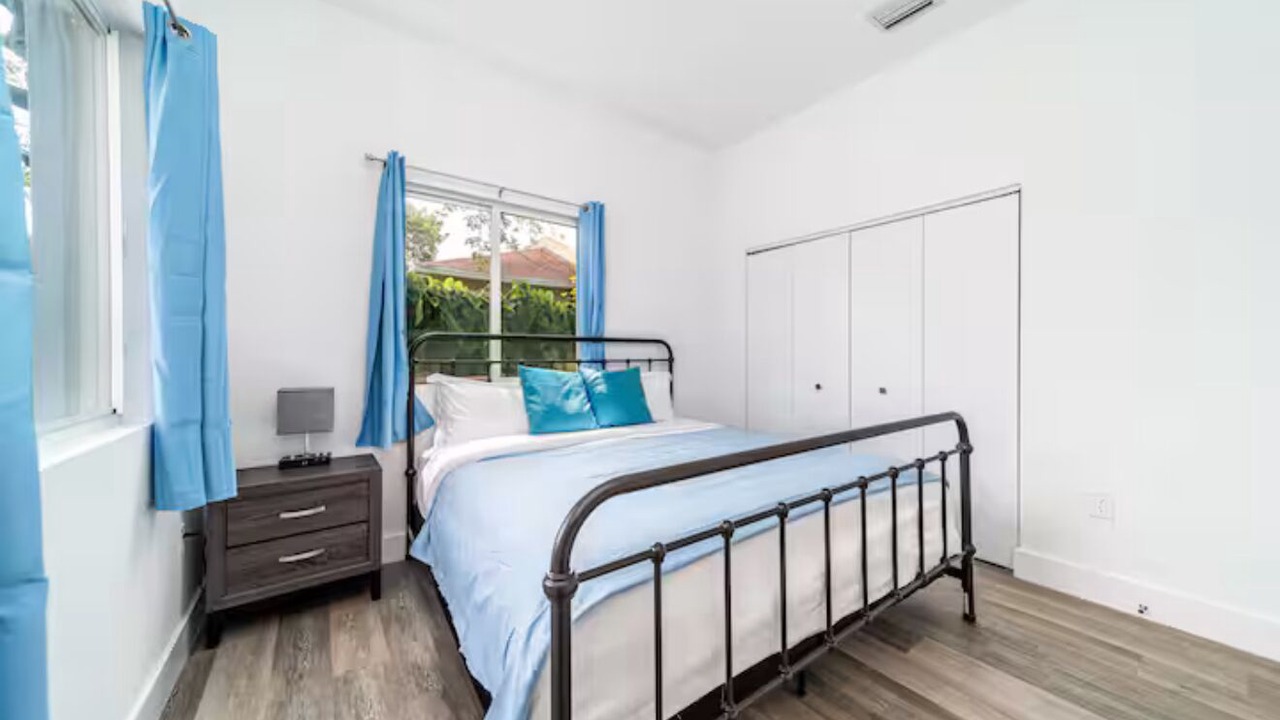 Photo of Bedroom in Hallandale Beach