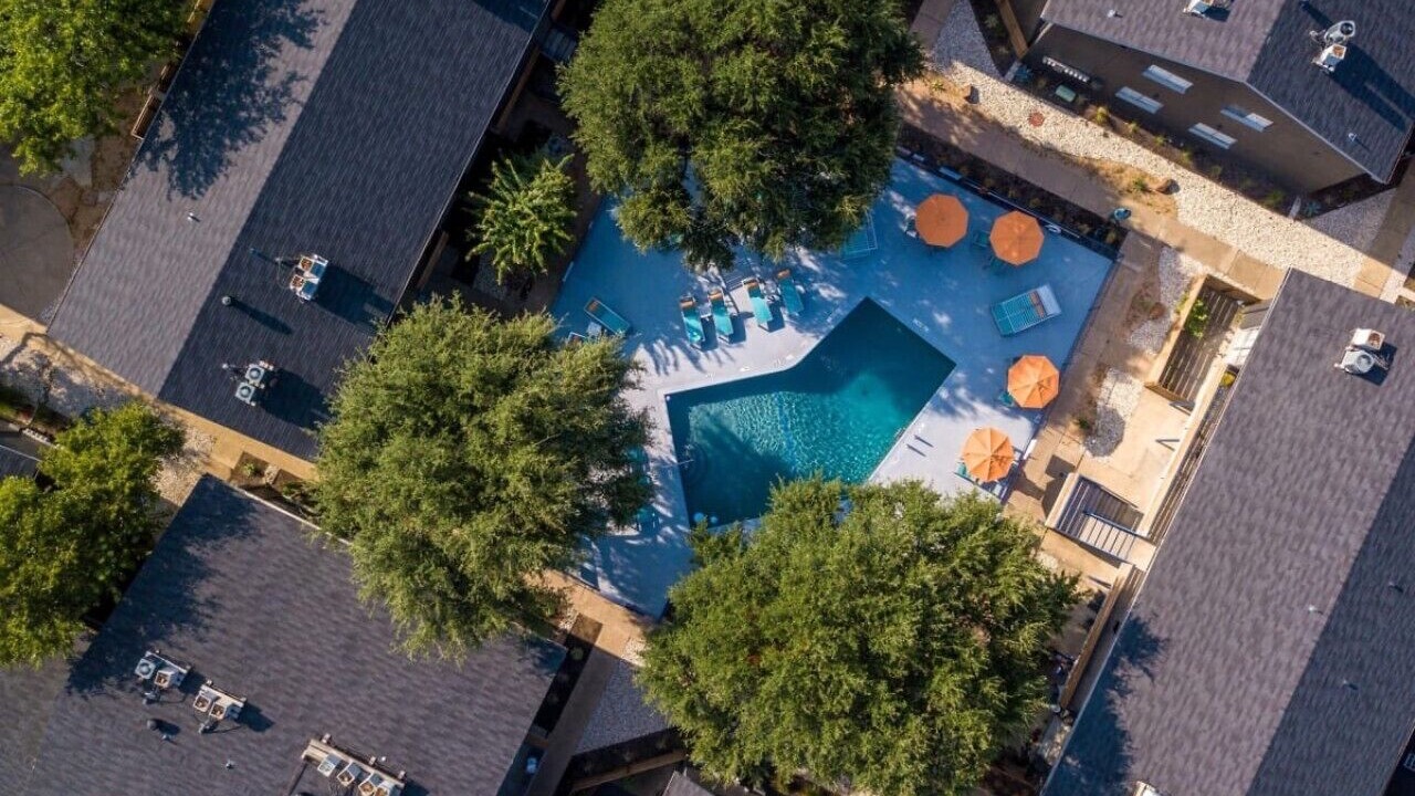 Photo of Outdoor in Central Arlington