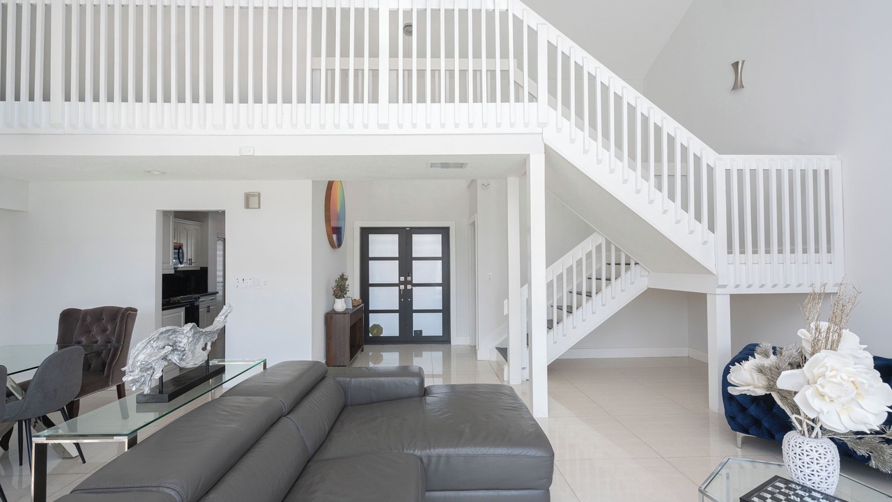 Photo of Livingroom in Country Club