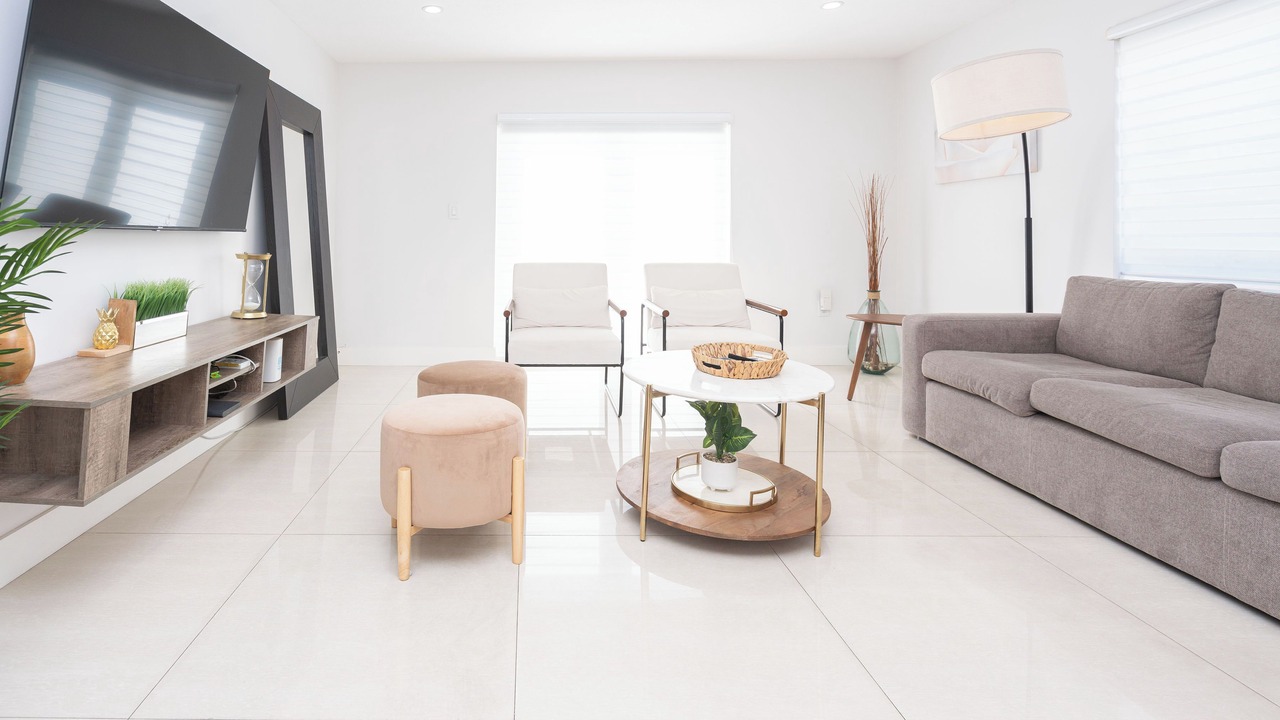 Photo of Livingroom in Country Club