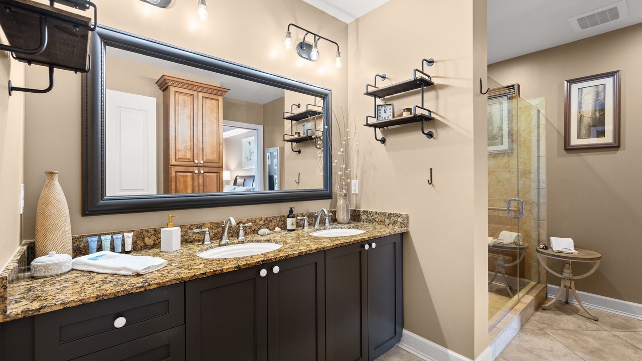 Photo of Bathroom in Upper Grand Lagoon