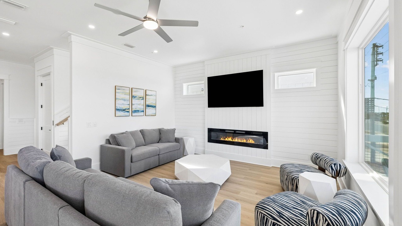 Photo of Livingroom in Bahama Beach