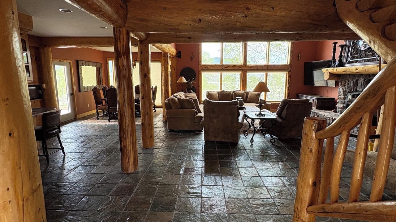 Photo of Others in Whitepine
