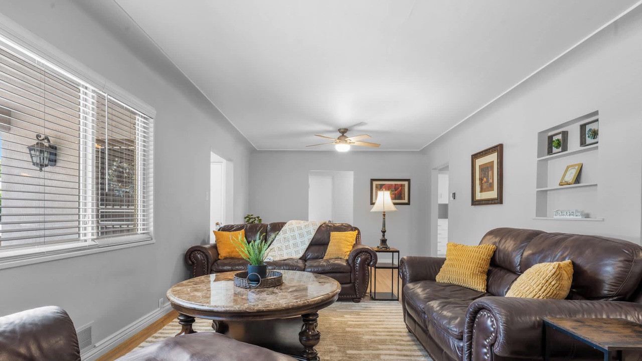 Photo of Livingroom in Albuquerque