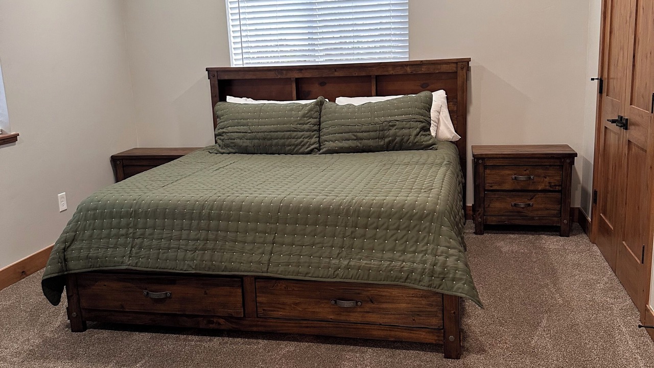 Photo of Bedroom in Twin Lakes