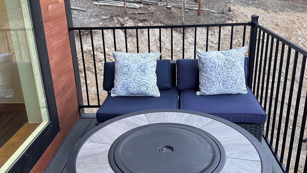 Photo of Patio Balcony in Twin Lakes