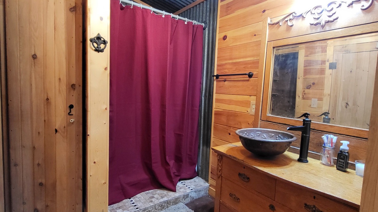 Photo of Bathroom in Aspermont