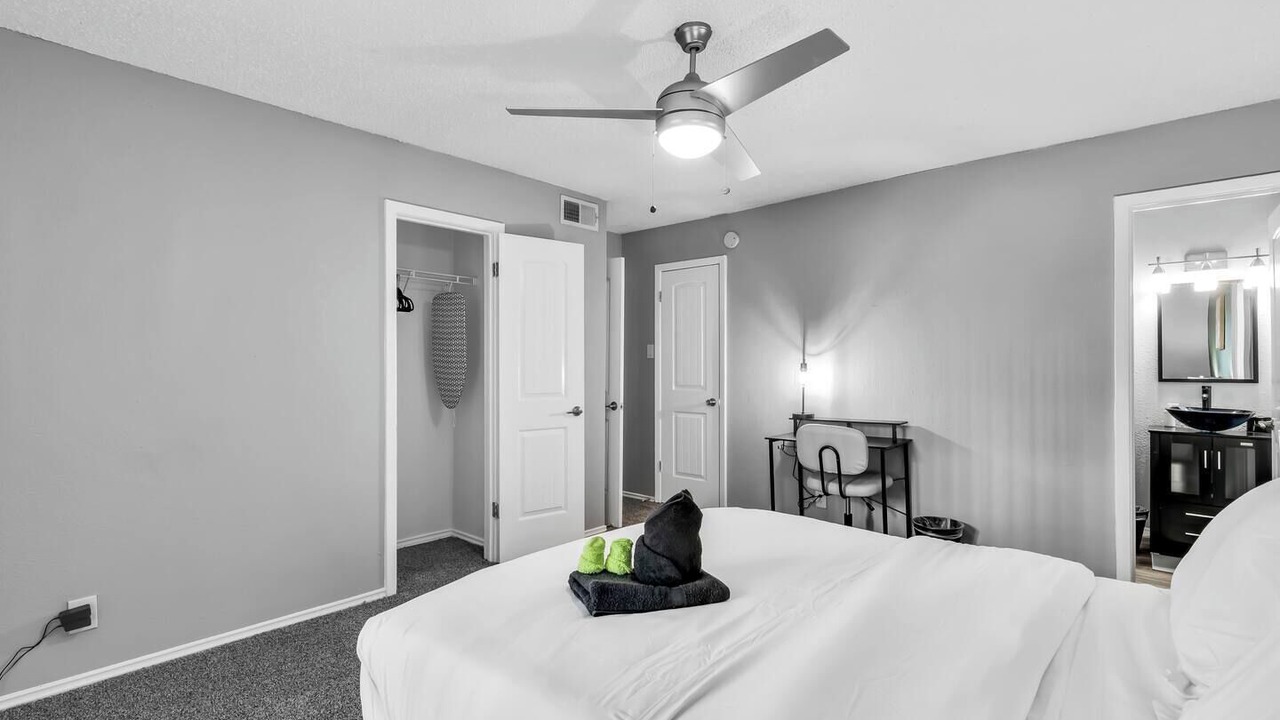 Photo of Others in Central Arlington