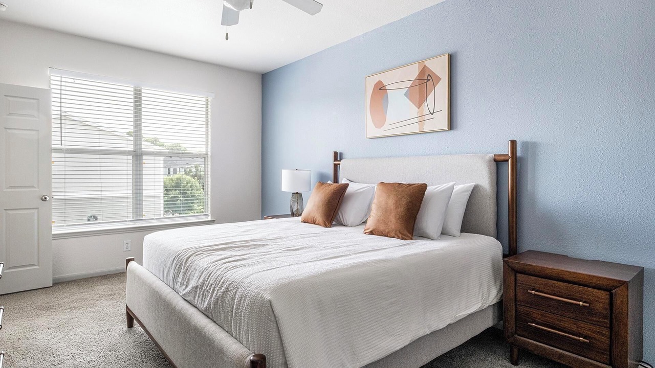 Photo of Bedroom in Humble