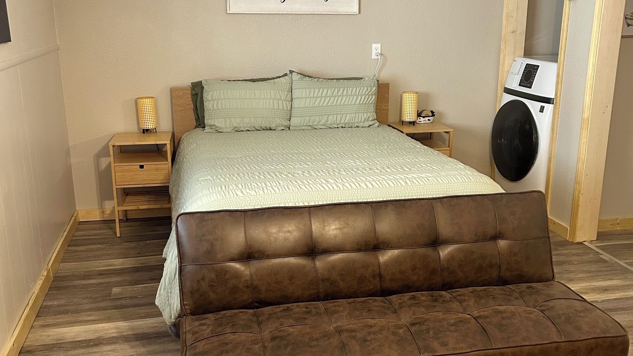 Photo of Bedroom in Red River