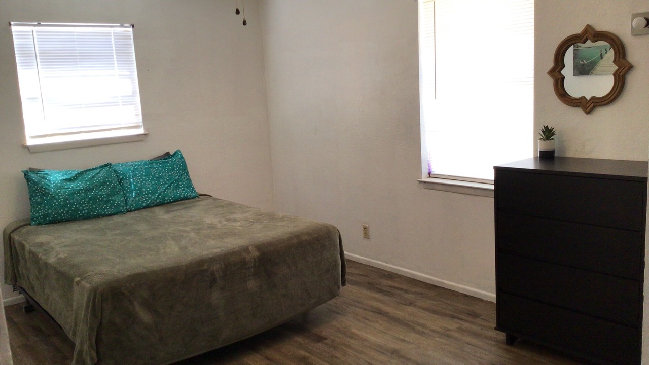 Photo of Bedroom in Midland