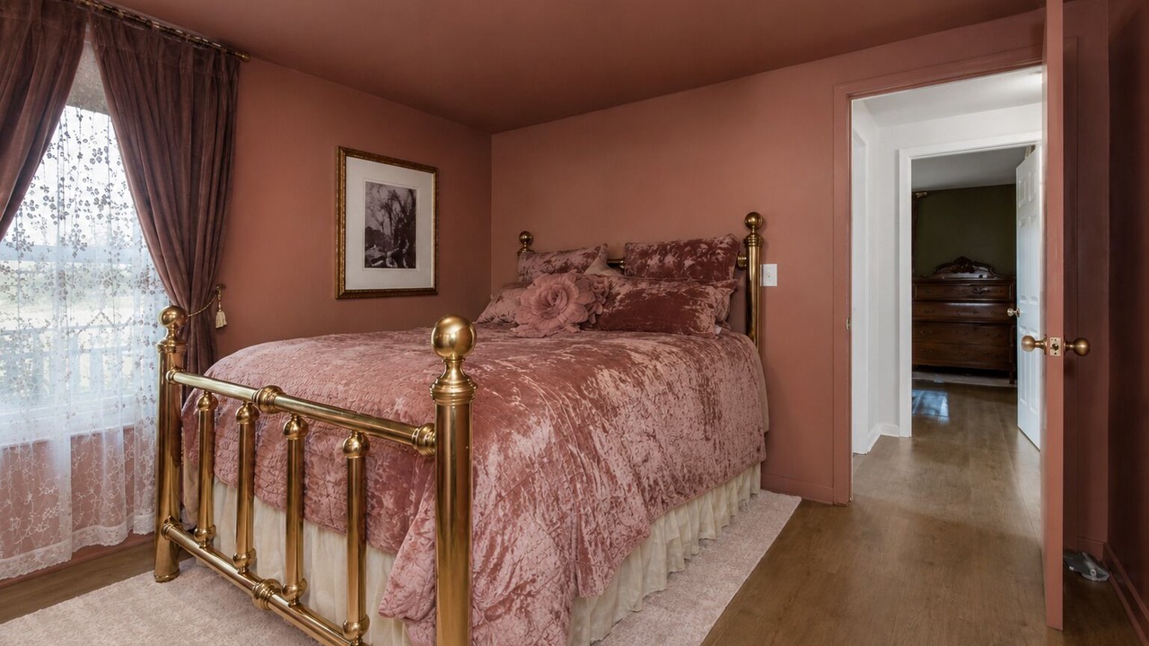 Photo of Bedroom in Lee's Summit