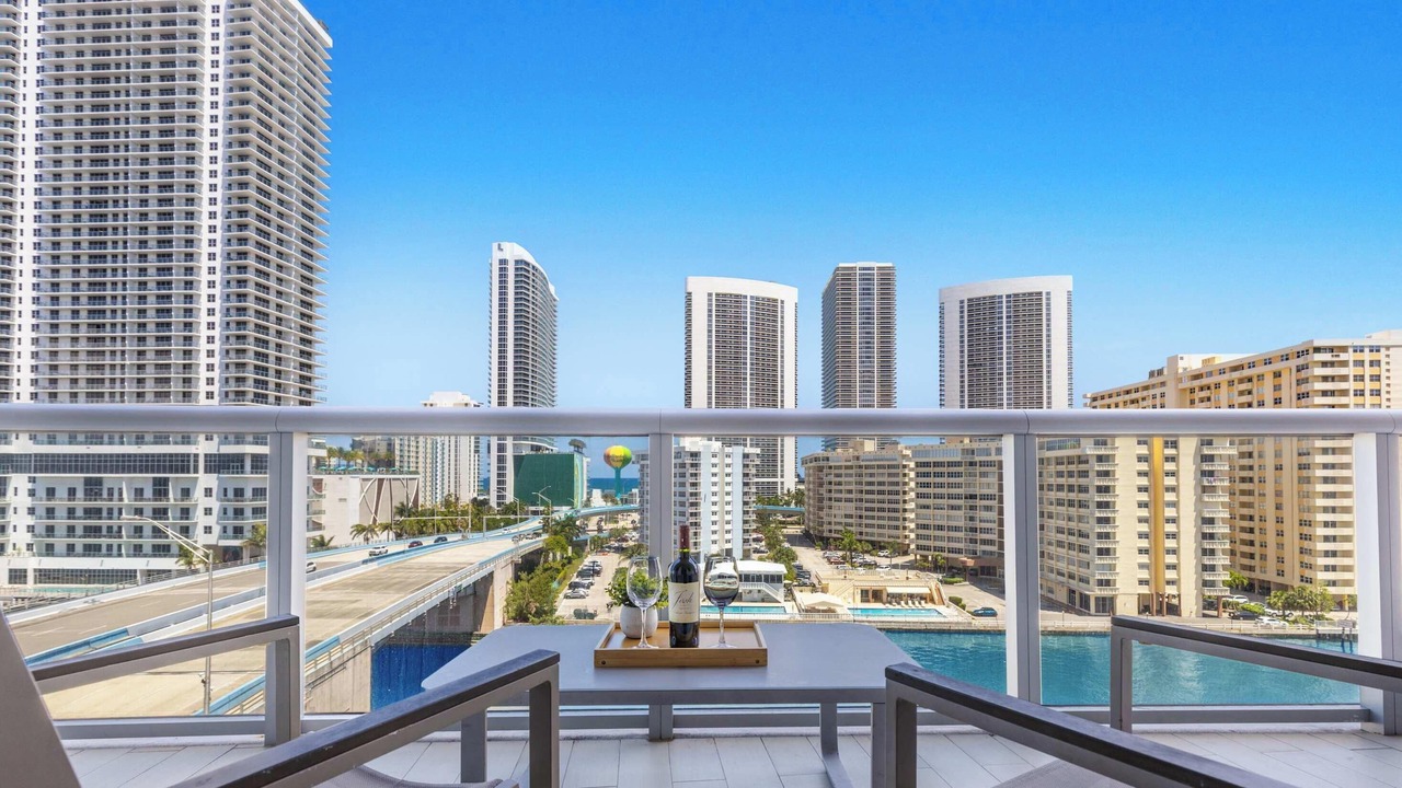 Photo of Patio Balcony in Hallandale Beach